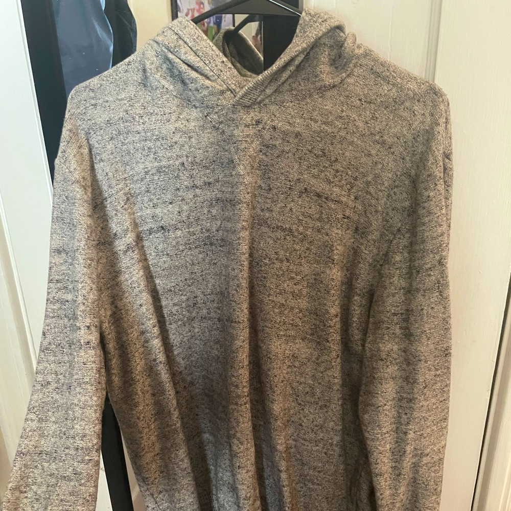 Men’s Large Gap Hoodie. Great condition.